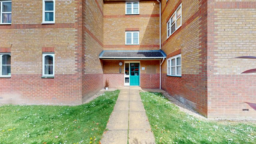 			Studio Apartment, 1 bath, 1 reception Apartment			 Upton Close, Cricklewood
